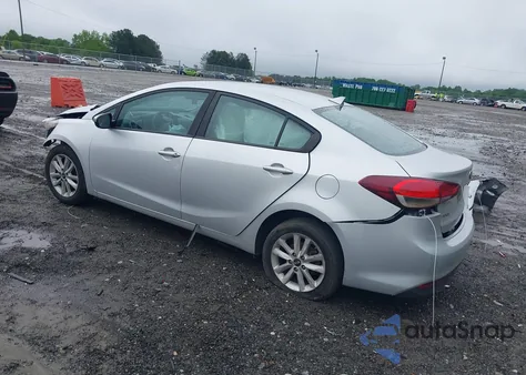 2017 Kia Forte Lx z USA, uszkodzony, nr VIN 3KPFL4A74HE006665